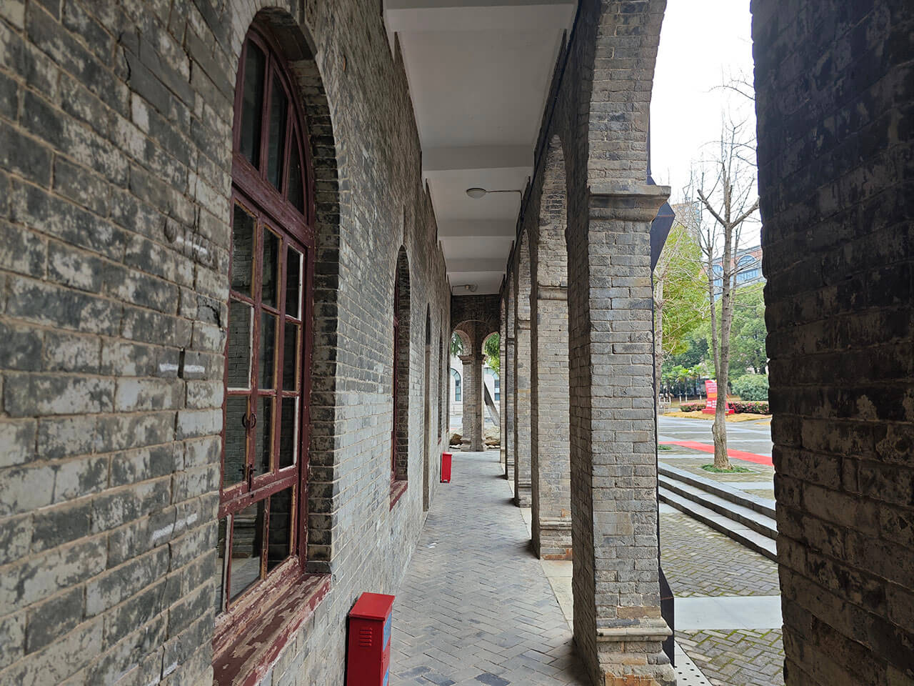 门洞