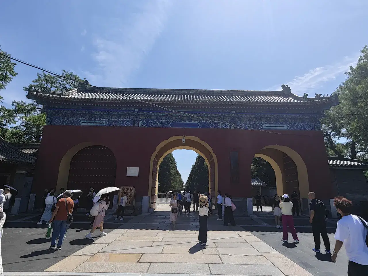 ¥15